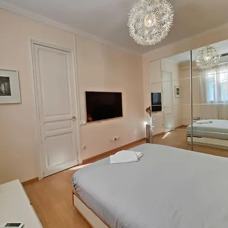 아파트 Elegant Rambla Badal 바르셀로나