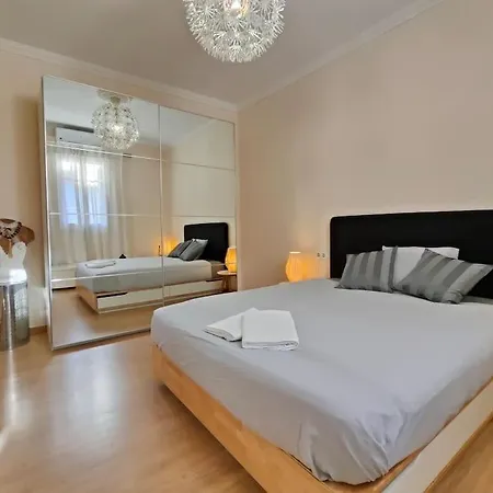 Apartment Elegant Rambla Badal