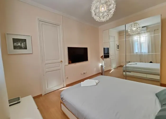 Apartament Elegant Rambla Badal Barcelona